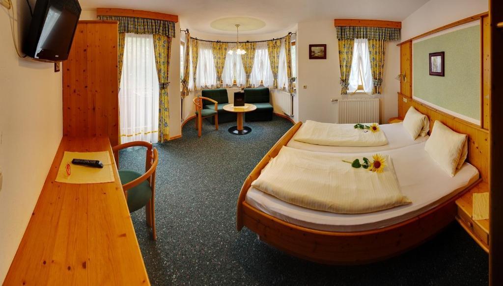 Ferienhotel Innviertel Kirchheim im Innkreis Pokoj fotografie